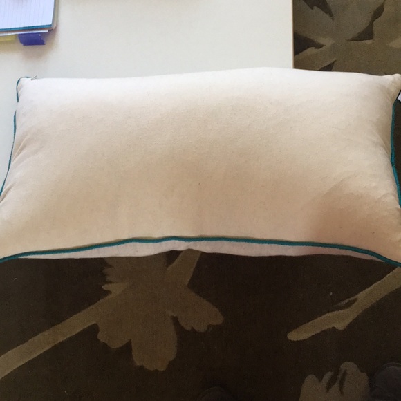 Decorative Pillows recTangular Bouclair - Picture 2 of 2